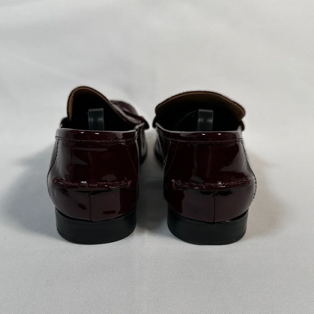 Banana Republic Burgundy Loafers Patent Leather Penny Size 6.5 Classic Preppy